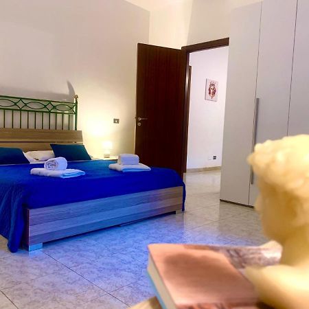 A Un Passo Dal Massimo 1 Apartment ปาแลร์โม ภายนอก รูปภาพ