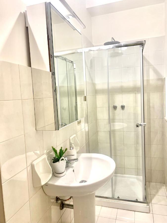 A Un Passo Dal Massimo 1 Apartment ปาแลร์โม ภายนอก รูปภาพ