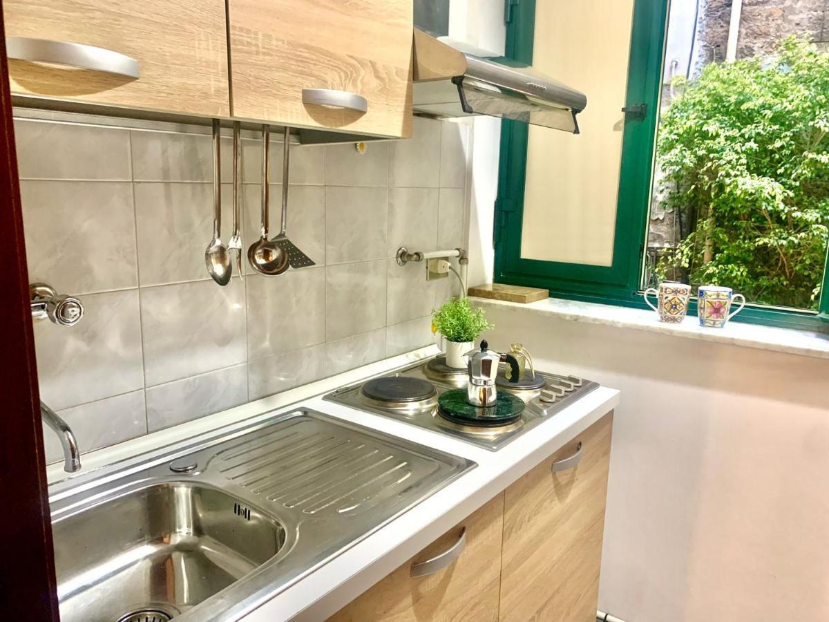A Un Passo Dal Massimo 1 Apartment ปาแลร์โม ภายนอก รูปภาพ