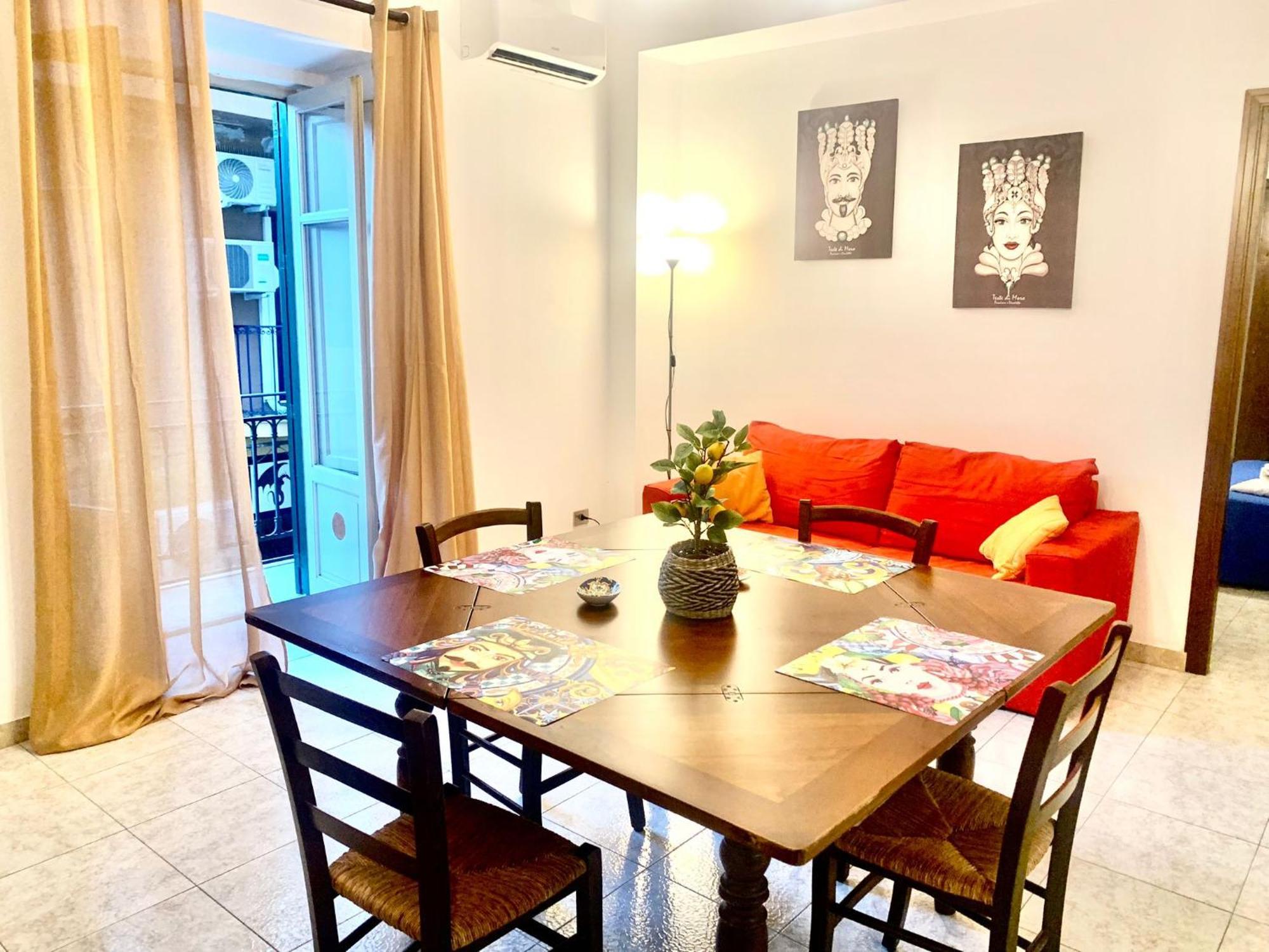 A Un Passo Dal Massimo 1 Apartment ปาแลร์โม ภายนอก รูปภาพ