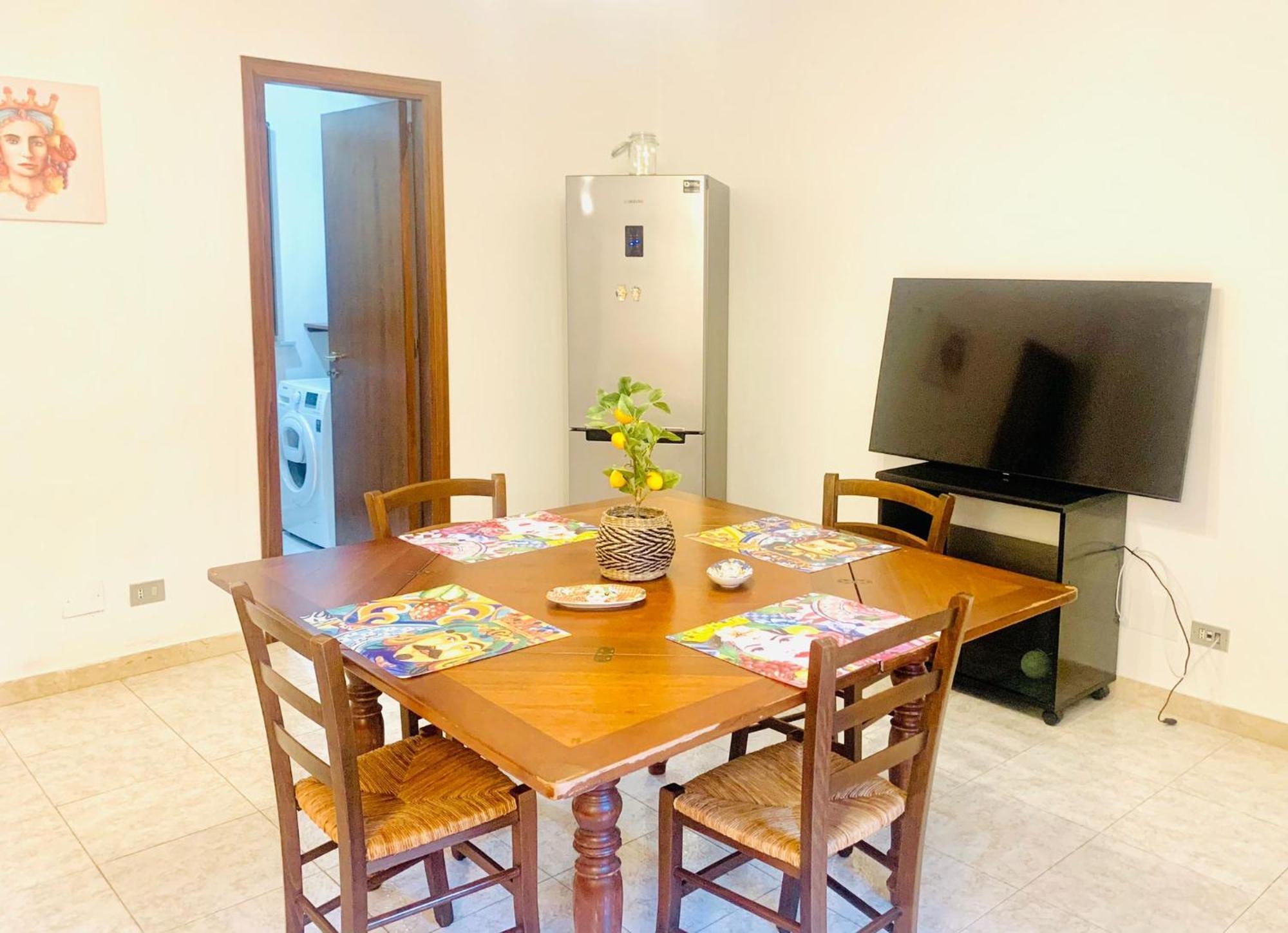 A Un Passo Dal Massimo 1 Apartment ปาแลร์โม ภายนอก รูปภาพ