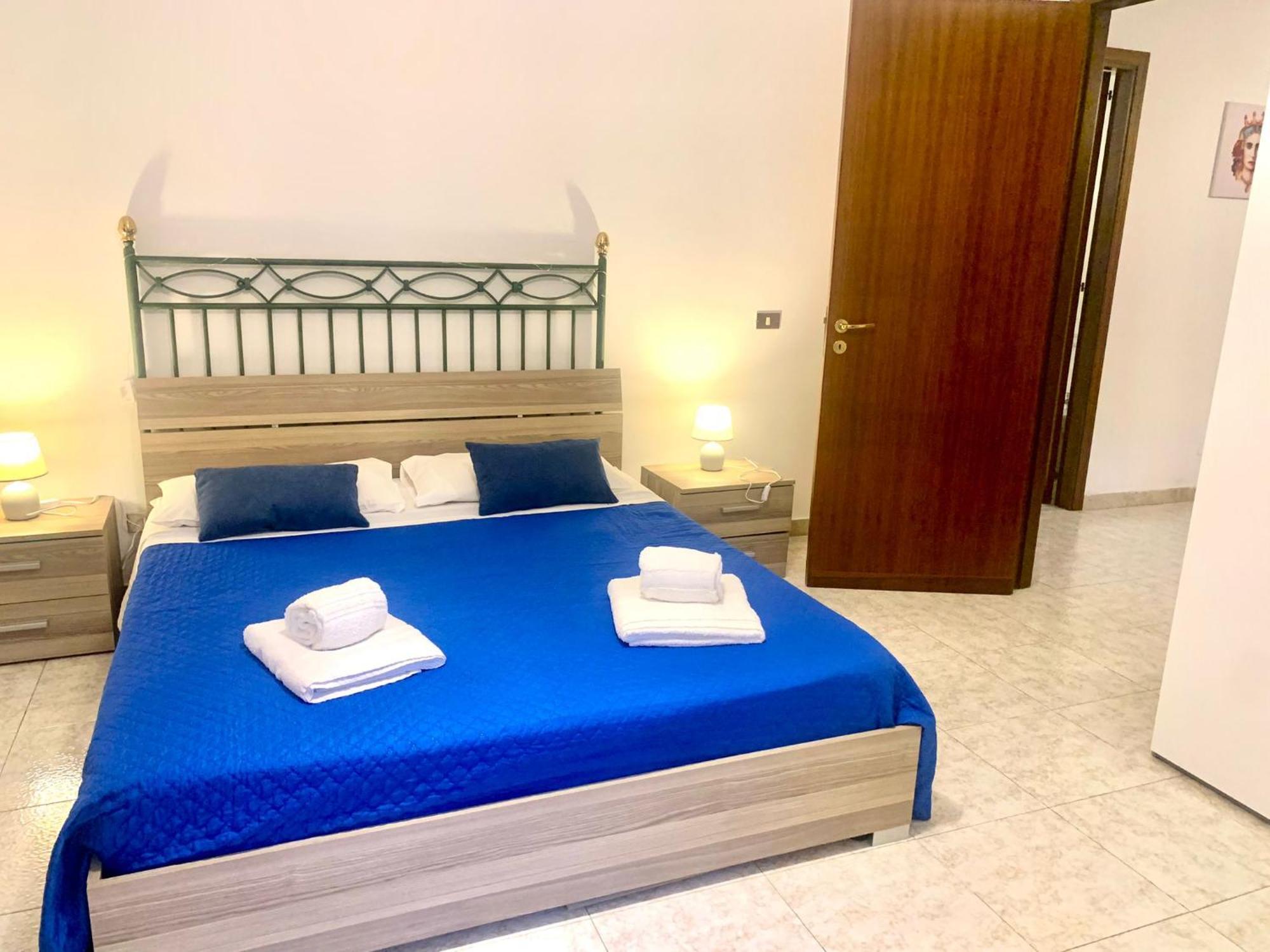 A Un Passo Dal Massimo 1 Apartment ปาแลร์โม ภายนอก รูปภาพ